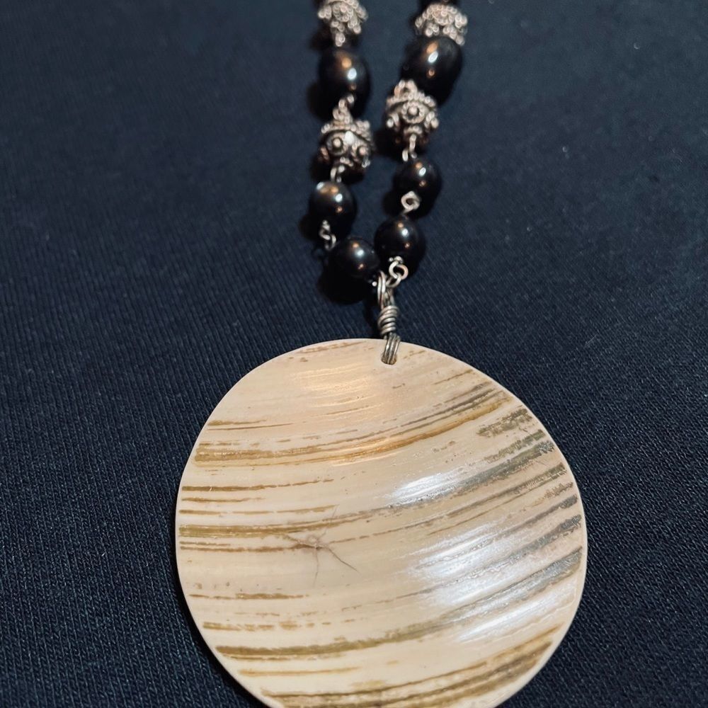 Pearl she'll necklace NWOT - Picture 5 of 6